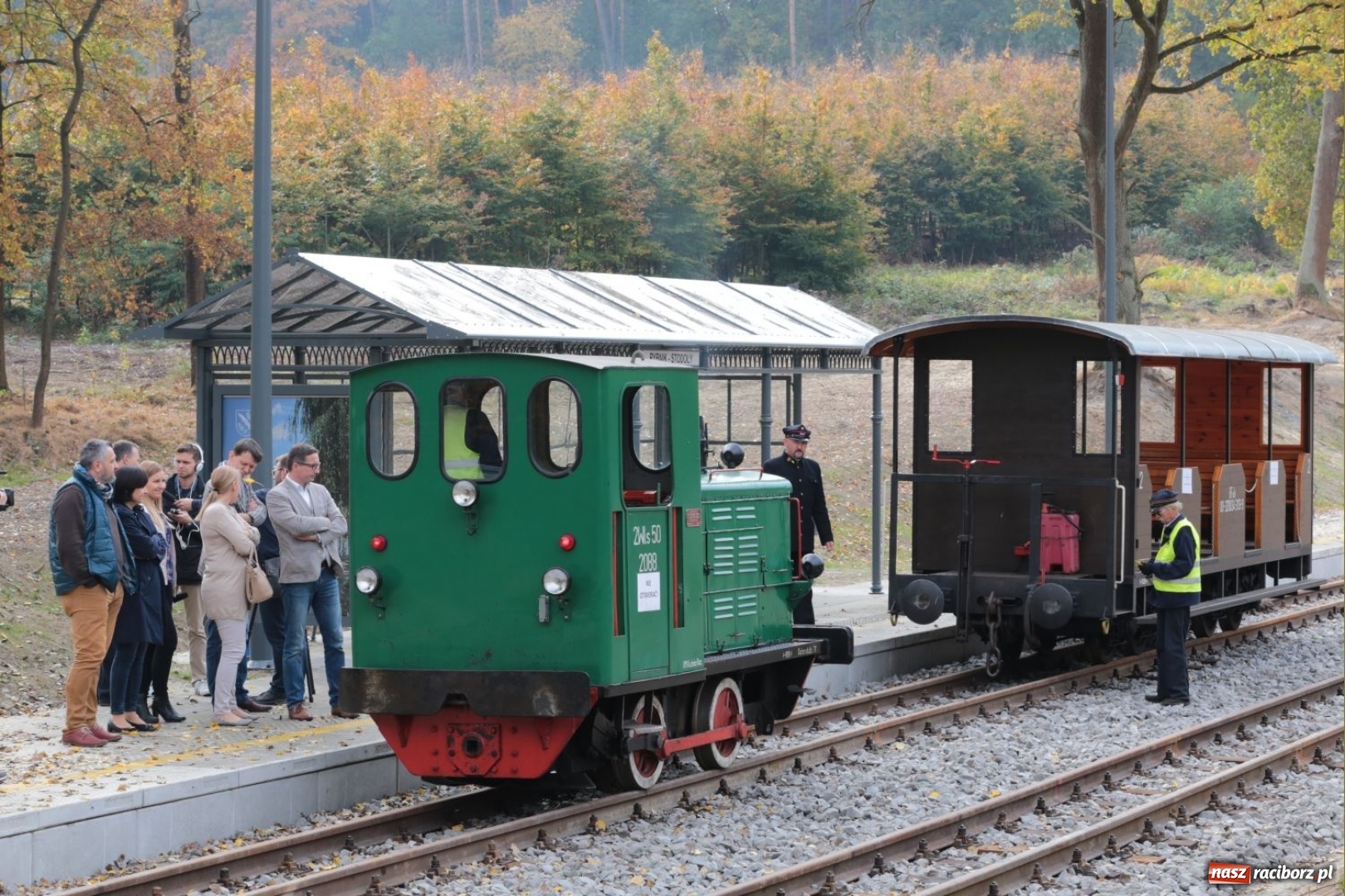 Zdjęcie w galerii na portalu naszraciborz.pl: Trasa kolejki wąskotorowej stała się dłuższa. Teraz pociąg dojedzie do Stodół wiadomości z regionu