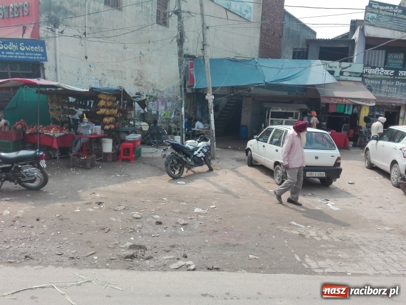 Zdjęcie w galerii na portalu naszraciborz.pl: Zespół Raciborzanie rozpoczął nowy sezon taneczny w dalekich Indiach wiadomości z regionu