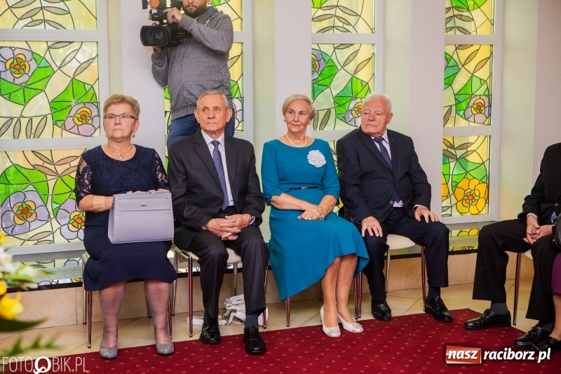 Zdjęcie w galerii na portalu naszraciborz.pl: Pięćdziesiąt lat minęło jak jeden dzień. Złote gody w raciborskim USC wiadomości z regionu