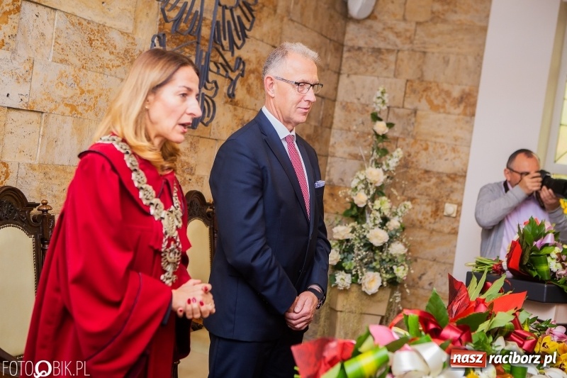 Zdjęcie w galerii na portalu naszraciborz.pl: Pięćdziesiąt lat minęło jak jeden dzień. Złote gody w raciborskim USC wiadomości z regionu