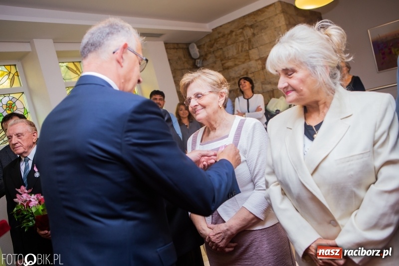Zdjęcie w galerii na portalu naszraciborz.pl: Pięćdziesiąt lat minęło jak jeden dzień. Złote gody w raciborskim USC wiadomości z regionu