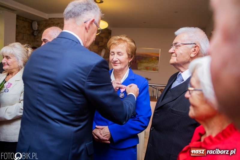 Zdjęcie w galerii na portalu naszraciborz.pl: Pięćdziesiąt lat minęło jak jeden dzień. Złote gody w raciborskim USC wiadomości z regionu