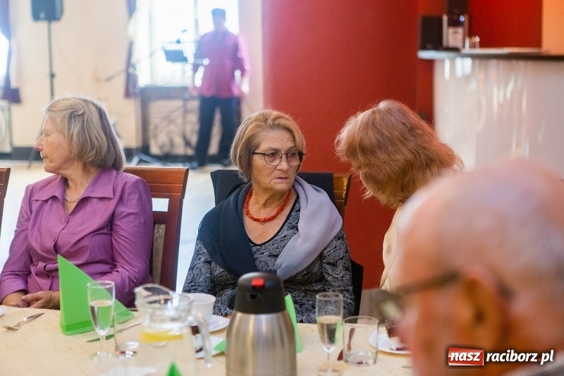 Zdjęcie w galerii na portalu naszraciborz.pl: Obchody Dnia Seniora w restauracji Raciborska wiadomości z regionu