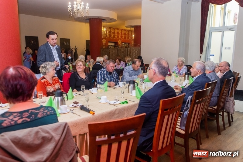 Zdjęcie w galerii na portalu naszraciborz.pl: Obchody Dnia Seniora w restauracji Raciborska wiadomości z regionu