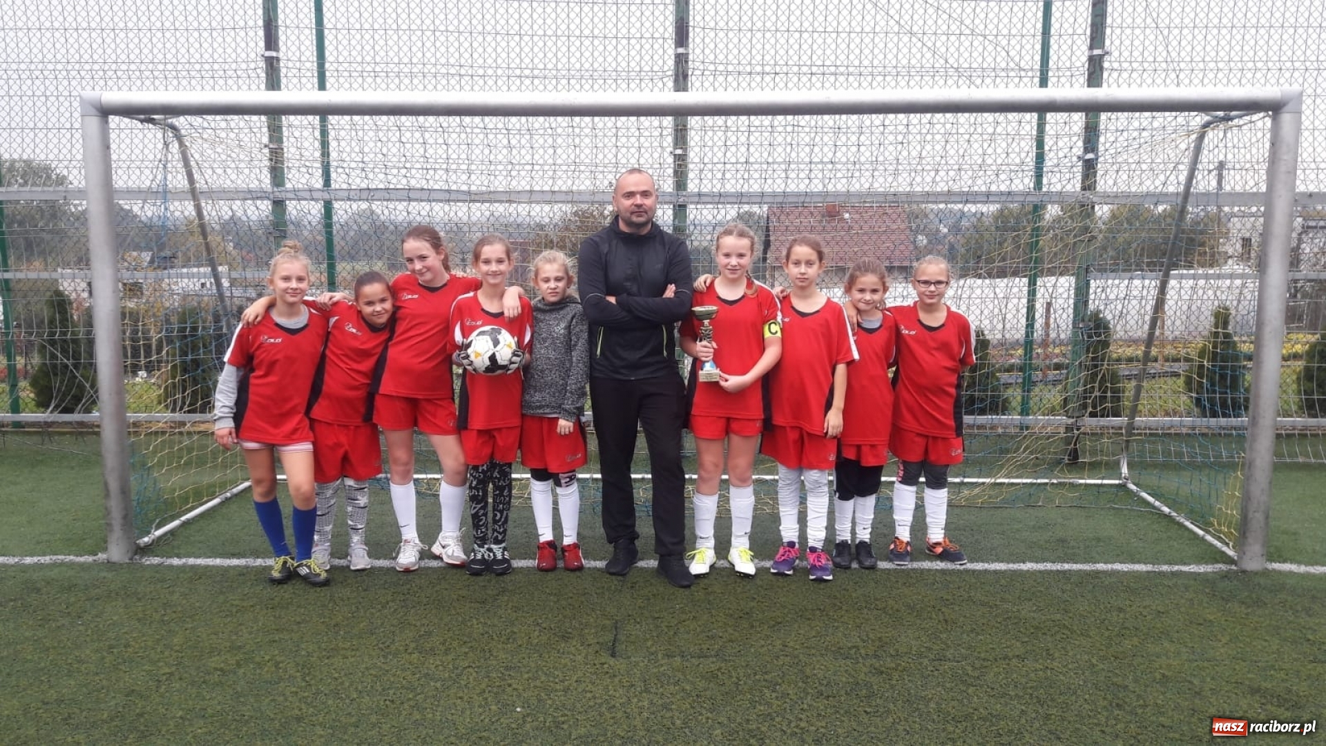 Zdjęcie w galerii na portalu naszraciborz.pl: Powiatowe eliminacje turnieju o Puchar Tymbarku w Pietrowicach Wielkich wiadomości z regionu