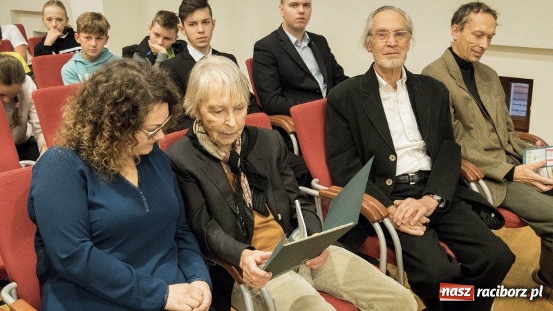 Zdjęcie w galerii na portalu naszraciborz.pl: 90-lecie Śląskiego Obserwatorium Geofizycznego w Raciborzu  wiadomości z regionu