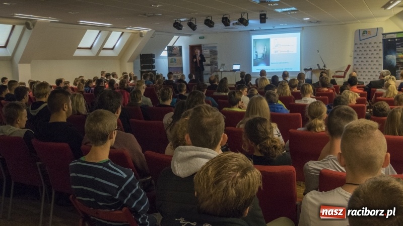 Zdjęcie w galerii na portalu naszraciborz.pl: 90-lecie Śląskiego Obserwatorium Geofizycznego w Raciborzu  wiadomości z regionu