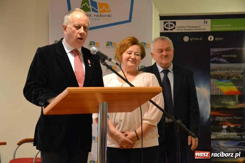 Zdjęcie w galerii na portalu naszraciborz.pl: 90-lecie Śląskiego Obserwatorium Geofizycznego w Raciborzu  wiadomości z regionu