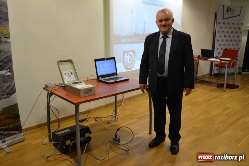 Zdjęcie w galerii na portalu naszraciborz.pl: 90-lecie Śląskiego Obserwatorium Geofizycznego w Raciborzu  wiadomości z regionu