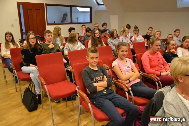 Zdjęcie w galerii na portalu naszraciborz.pl: 90-lecie Śląskiego Obserwatorium Geofizycznego w Raciborzu  wiadomości z regionu