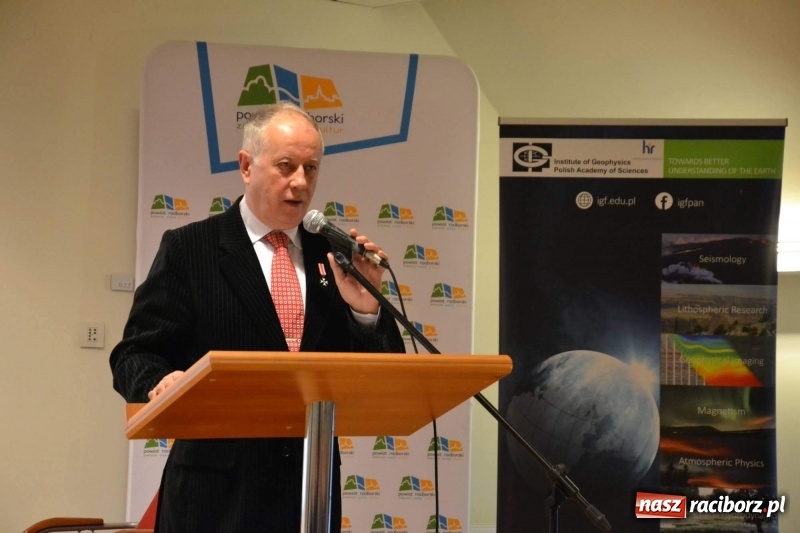 Zdjęcie w galerii na portalu naszraciborz.pl: 90-lecie Śląskiego Obserwatorium Geofizycznego w Raciborzu  wiadomości z regionu