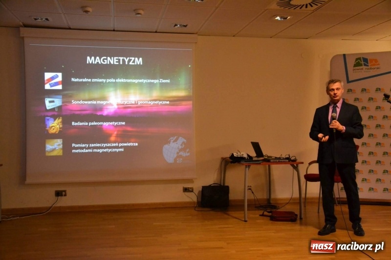 Zdjęcie w galerii na portalu naszraciborz.pl: 90-lecie Śląskiego Obserwatorium Geofizycznego w Raciborzu  wiadomości z regionu