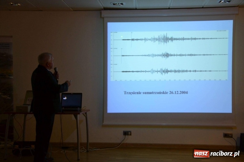 Zdjęcie w galerii na portalu naszraciborz.pl: 90-lecie Śląskiego Obserwatorium Geofizycznego w Raciborzu  wiadomości z regionu