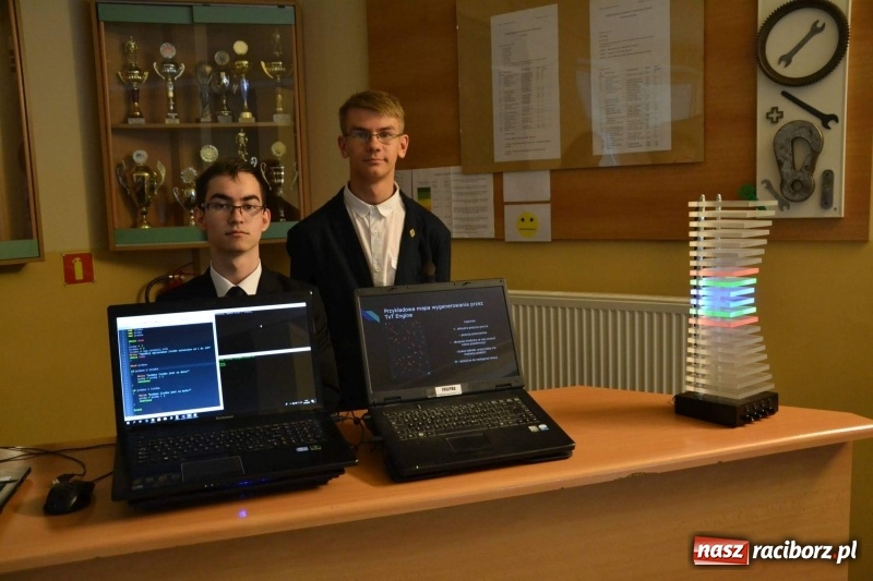 Zdjęcie w galerii na portalu naszraciborz.pl: 90-lecie Śląskiego Obserwatorium Geofizycznego w Raciborzu  wiadomości z regionu