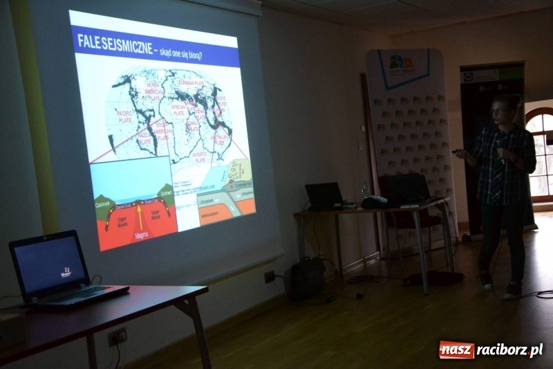 Zdjęcie w galerii na portalu naszraciborz.pl: 90-lecie Śląskiego Obserwatorium Geofizycznego w Raciborzu  wiadomości z regionu