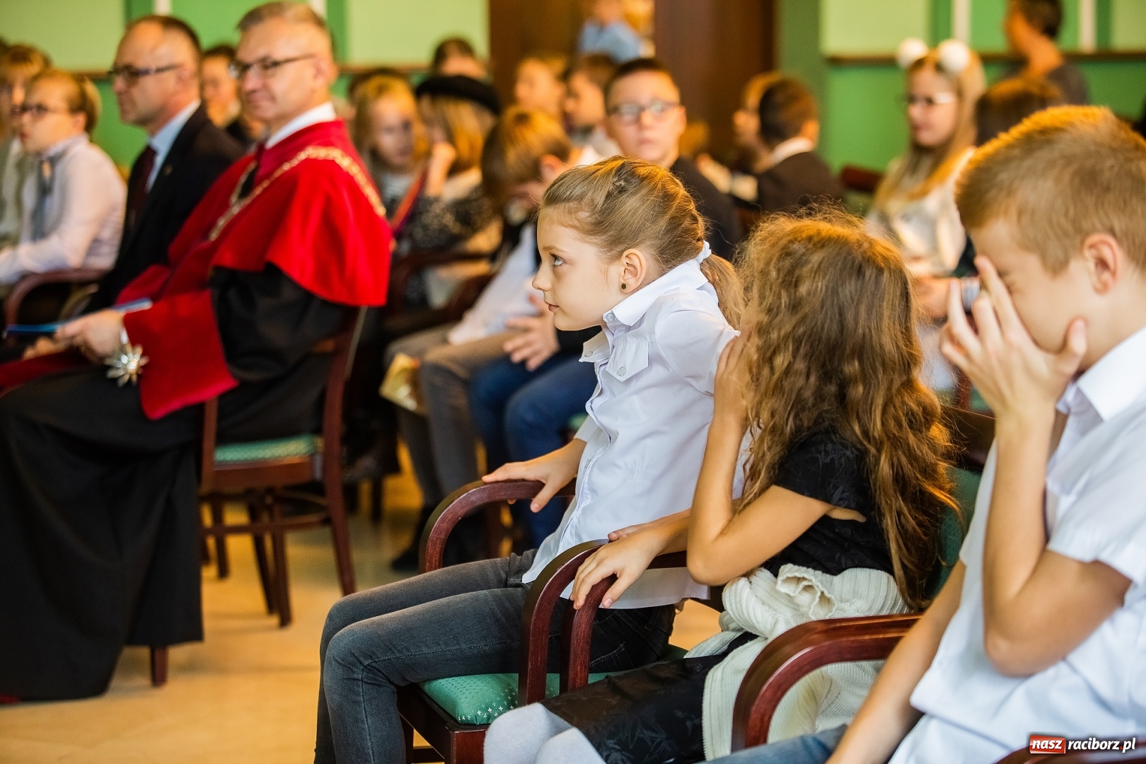 Zdjęcie w galerii na portalu naszraciborz.pl: Inauguracja Roku Akademickiego Uniwersytetu Dziecięcego w Raciborzu  wiadomości z regionu
