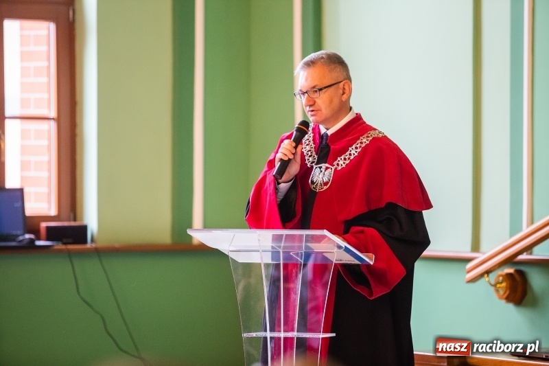 Zdjęcie w galerii na portalu naszraciborz.pl: Inauguracja Roku Akademickiego Uniwersytetu Dziecięcego w Raciborzu  wiadomości z regionu