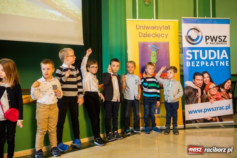 Zdjęcie w galerii na portalu naszraciborz.pl: Inauguracja Roku Akademickiego Uniwersytetu Dziecięcego w Raciborzu  wiadomości z regionu