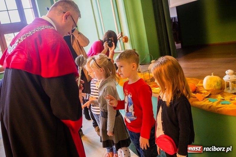 Zdjęcie w galerii na portalu naszraciborz.pl: Inauguracja Roku Akademickiego Uniwersytetu Dziecięcego w Raciborzu  wiadomości z regionu