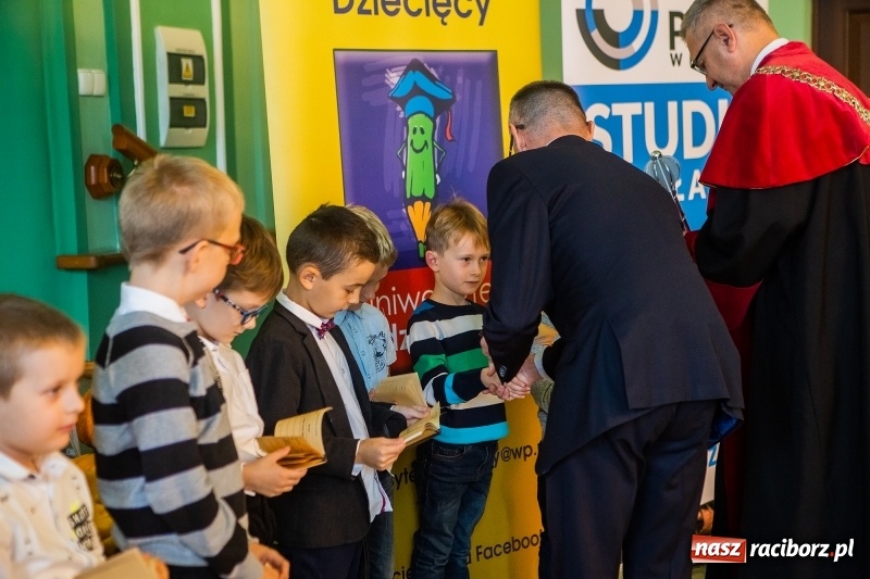 Zdjęcie w galerii na portalu naszraciborz.pl: Inauguracja Roku Akademickiego Uniwersytetu Dziecięcego w Raciborzu  wiadomości z regionu