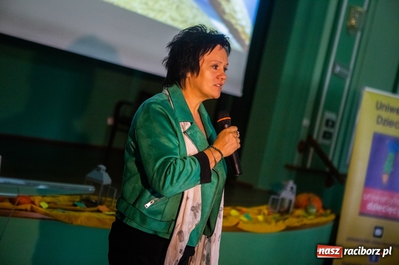 Zdjęcie w galerii na portalu naszraciborz.pl: Inauguracja Roku Akademickiego Uniwersytetu Dziecięcego w Raciborzu  wiadomości z regionu
