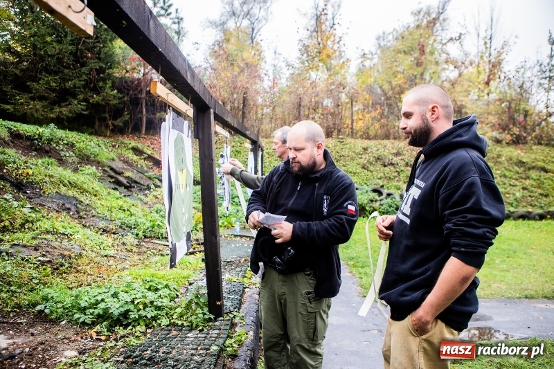Zdjęcie w galerii na portalu naszraciborz.pl: IV Turniej Strzelecki o Puchar Pułku 4-go Ułanów Zaniemeńskich na strzelnicy IPA w Raciborzu wiadomości z regionu