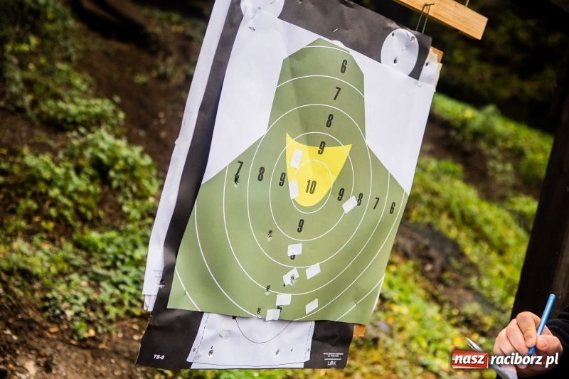 Zdjęcie w galerii na portalu naszraciborz.pl: IV Turniej Strzelecki o Puchar Pułku 4-go Ułanów Zaniemeńskich na strzelnicy IPA w Raciborzu wiadomości z regionu