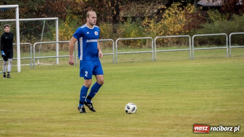 Zdjęcie w galerii na portalu naszraciborz.pl: Seria zwycięstw Krzanowic przerwana! Kuźnia Raciborska zremisowała z liderem wiadomości z regionu