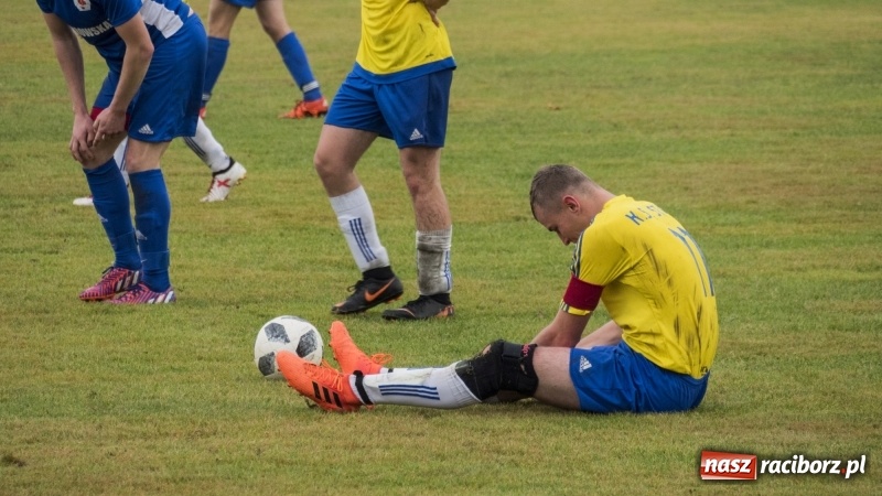 Zdjęcie w galerii na portalu naszraciborz.pl: Seria zwycięstw Krzanowic przerwana! Kuźnia Raciborska zremisowała z liderem wiadomości z regionu