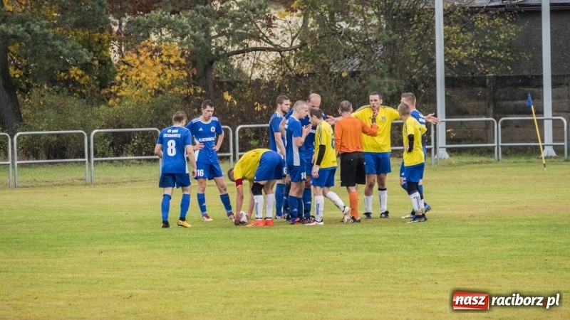 Zdjęcie w galerii na portalu naszraciborz.pl: Seria zwycięstw Krzanowic przerwana! Kuźnia Raciborska zremisowała z liderem wiadomości z regionu