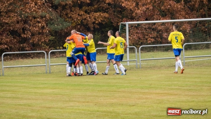 Zdjęcie w galerii na portalu naszraciborz.pl: Seria zwycięstw Krzanowic przerwana! Kuźnia Raciborska zremisowała z liderem wiadomości z regionu
