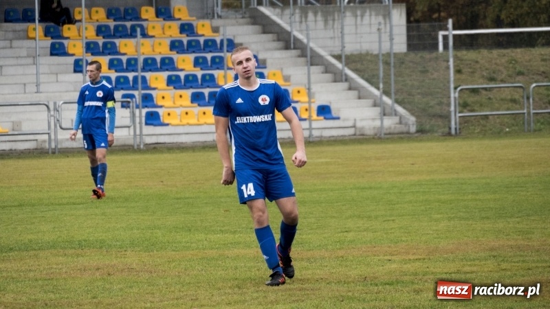 Zdjęcie w galerii na portalu naszraciborz.pl: Seria zwycięstw Krzanowic przerwana! Kuźnia Raciborska zremisowała z liderem wiadomości z regionu