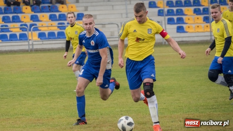 Zdjęcie w galerii na portalu naszraciborz.pl: Seria zwycięstw Krzanowic przerwana! Kuźnia Raciborska zremisowała z liderem wiadomości z regionu