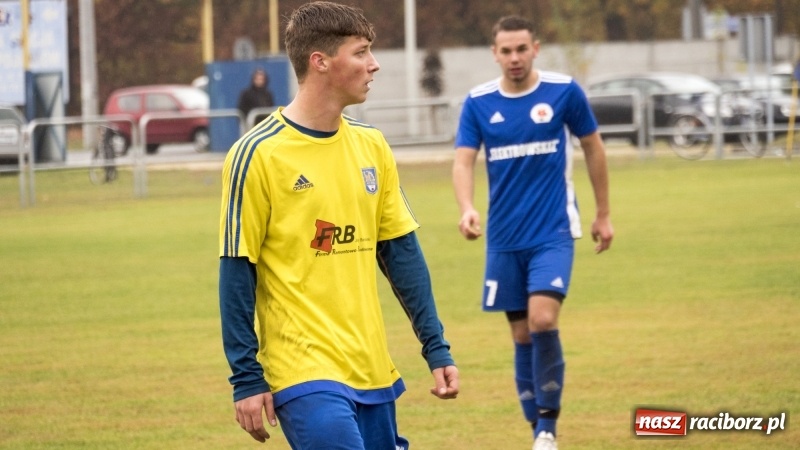 Zdjęcie w galerii na portalu naszraciborz.pl: Seria zwycięstw Krzanowic przerwana! Kuźnia Raciborska zremisowała z liderem wiadomości z regionu