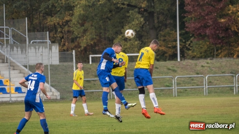 Zdjęcie w galerii na portalu naszraciborz.pl: Seria zwycięstw Krzanowic przerwana! Kuźnia Raciborska zremisowała z liderem wiadomości z regionu
