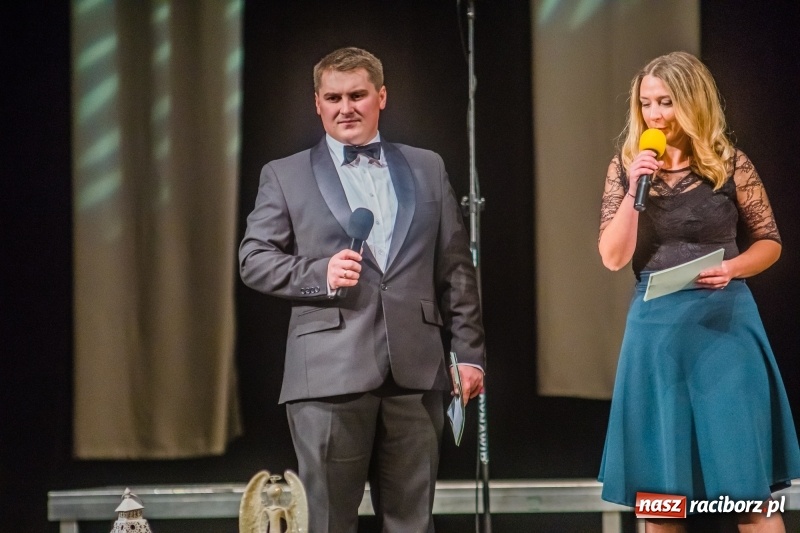 Zdjęcie w galerii na portalu naszraciborz.pl: Młodzieżowy Chór Bel Canto z Grand Prix XXVII Festiwalu Pieśni Chóralnej wiadomości z regionu