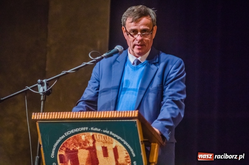 Zdjęcie w galerii na portalu naszraciborz.pl: Młodzieżowy Chór Bel Canto z Grand Prix XXVII Festiwalu Pieśni Chóralnej wiadomości z regionu