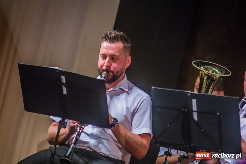 Zdjęcie w galerii na portalu naszraciborz.pl: Młodzieżowy Chór Bel Canto z Grand Prix XXVII Festiwalu Pieśni Chóralnej wiadomości z regionu