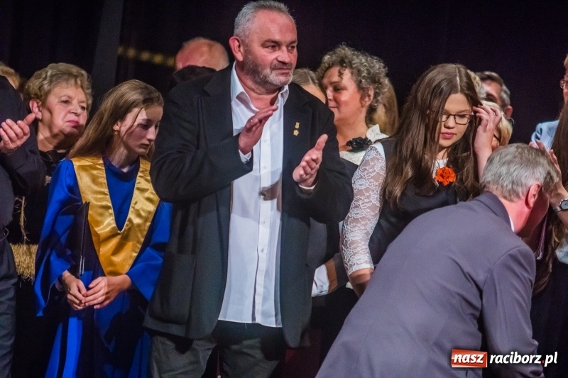 Zdjęcie w galerii na portalu naszraciborz.pl: Młodzieżowy Chór Bel Canto z Grand Prix XXVII Festiwalu Pieśni Chóralnej wiadomości z regionu