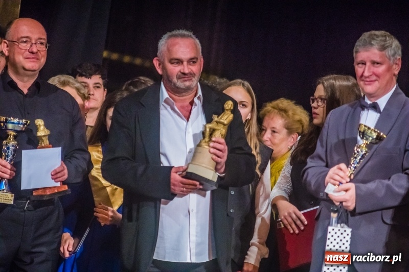 Zdjęcie w galerii na portalu naszraciborz.pl: Młodzieżowy Chór Bel Canto z Grand Prix XXVII Festiwalu Pieśni Chóralnej wiadomości z regionu