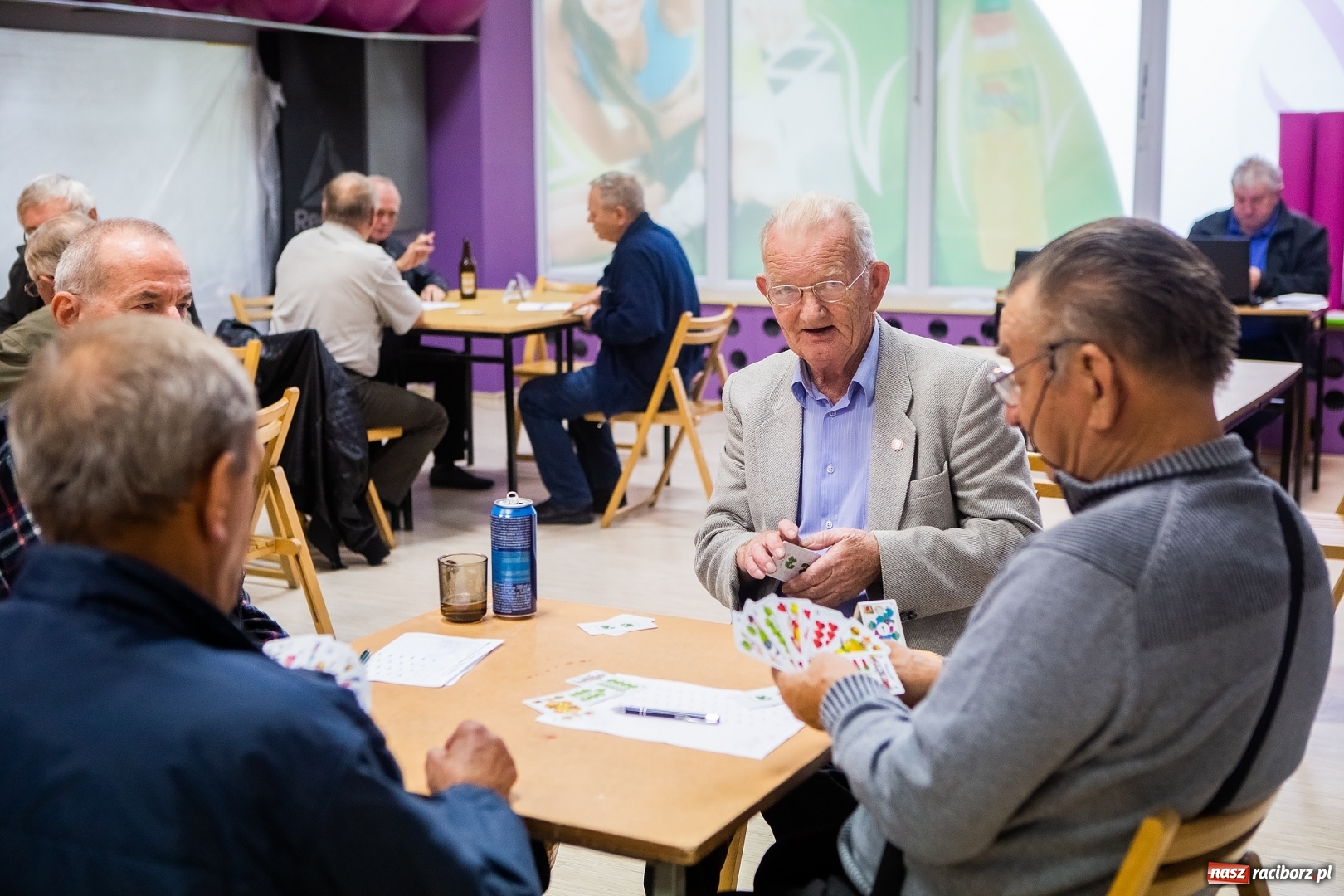 Zdjęcie w galerii na portalu naszraciborz.pl: Turniej gry w Skata w Akademii Fitness w Raciborzu wiadomości z regionu