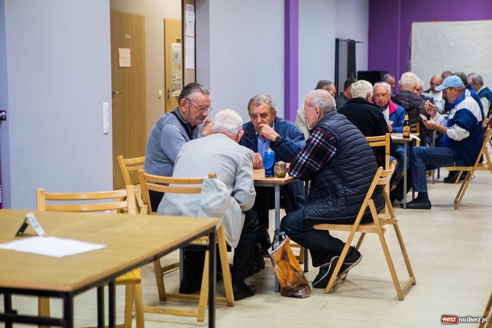Zdjęcie w galerii na portalu naszraciborz.pl: Turniej gry w Skata w Akademii Fitness w Raciborzu wiadomości z regionu