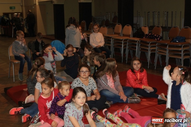 Zdjęcie w galerii na portalu naszraciborz.pl: Stare filmy rysunkowe budzą zachwyt  wiadomości z regionu