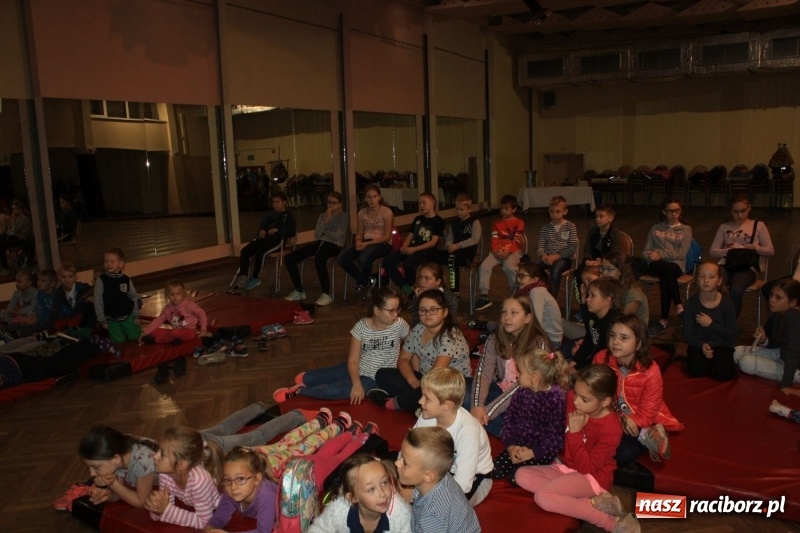 Zdjęcie w galerii na portalu naszraciborz.pl: Stare filmy rysunkowe budzą zachwyt  wiadomości z regionu