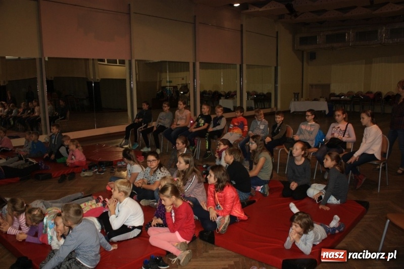 Zdjęcie w galerii na portalu naszraciborz.pl: Stare filmy rysunkowe budzą zachwyt  wiadomości z regionu