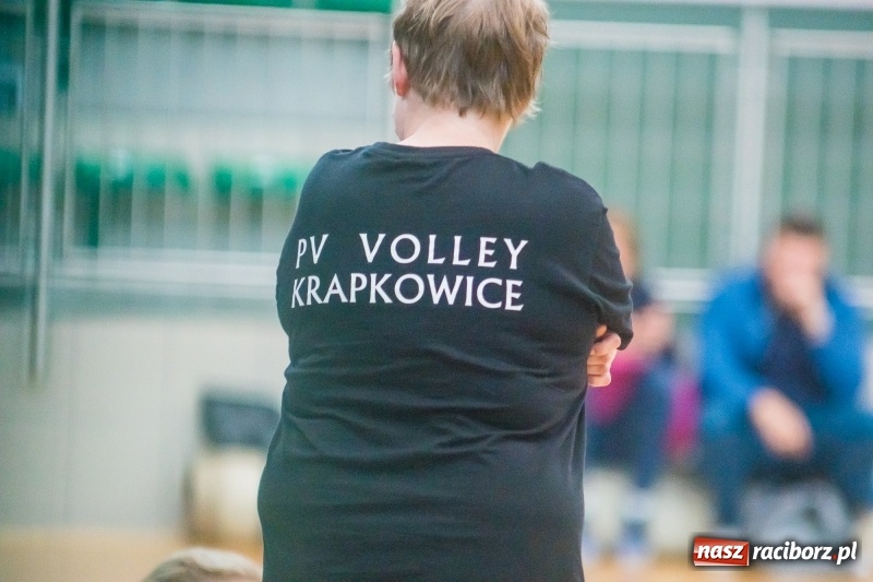 Zdjęcie w galerii na portalu naszraciborz.pl: Pechowa III kolejka Raciborskiej Ligi Piłki Siatkowej wiadomości z regionu