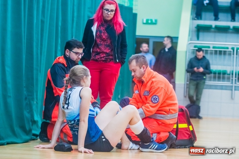 Zdjęcie w galerii na portalu naszraciborz.pl: Pechowa III kolejka Raciborskiej Ligi Piłki Siatkowej wiadomości z regionu