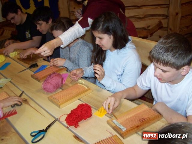 Zdjęcie w galerii na portalu naszraciborz.pl: Węgrzy odwiedzili Gimnazjum nr 5 wiadomości z regionu