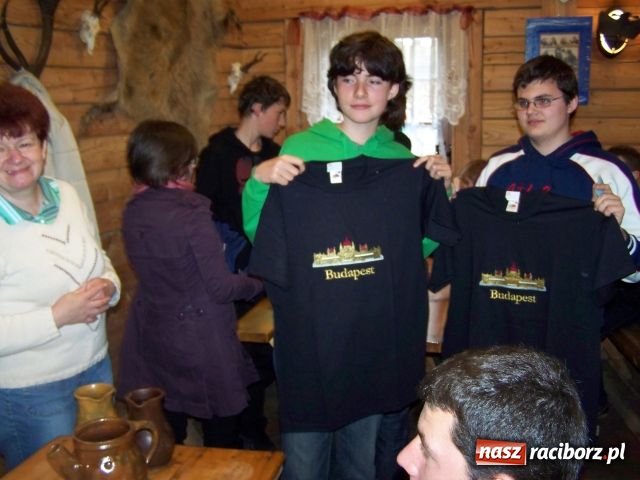Zdjęcie w galerii na portalu naszraciborz.pl: Węgrzy odwiedzili Gimnazjum nr 5 wiadomości z regionu