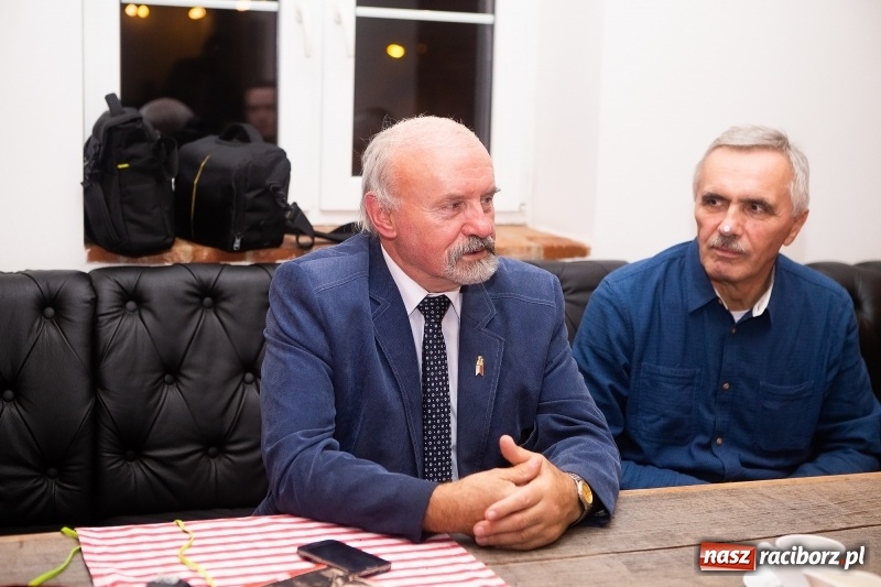 Zdjęcie w galerii na portalu naszraciborz.pl: Wieczór wyborczy Dariusza Polowego w Browarze Rynek  wiadomości z regionu